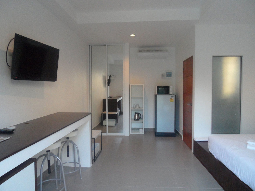 Gp Rooms Pool Guesthouse Pattaya Exterior photo
