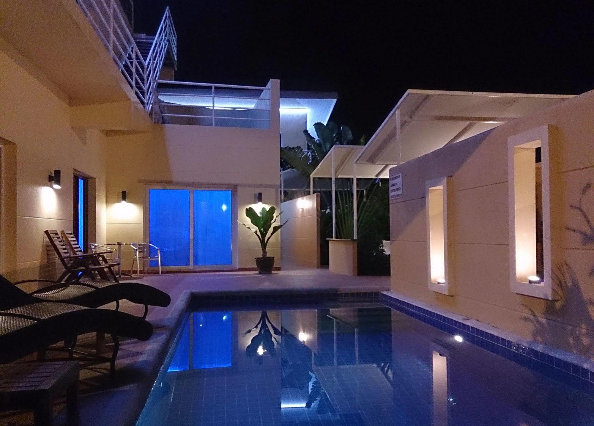 Gp Rooms Pool Guesthouse Pattaya Exterior photo