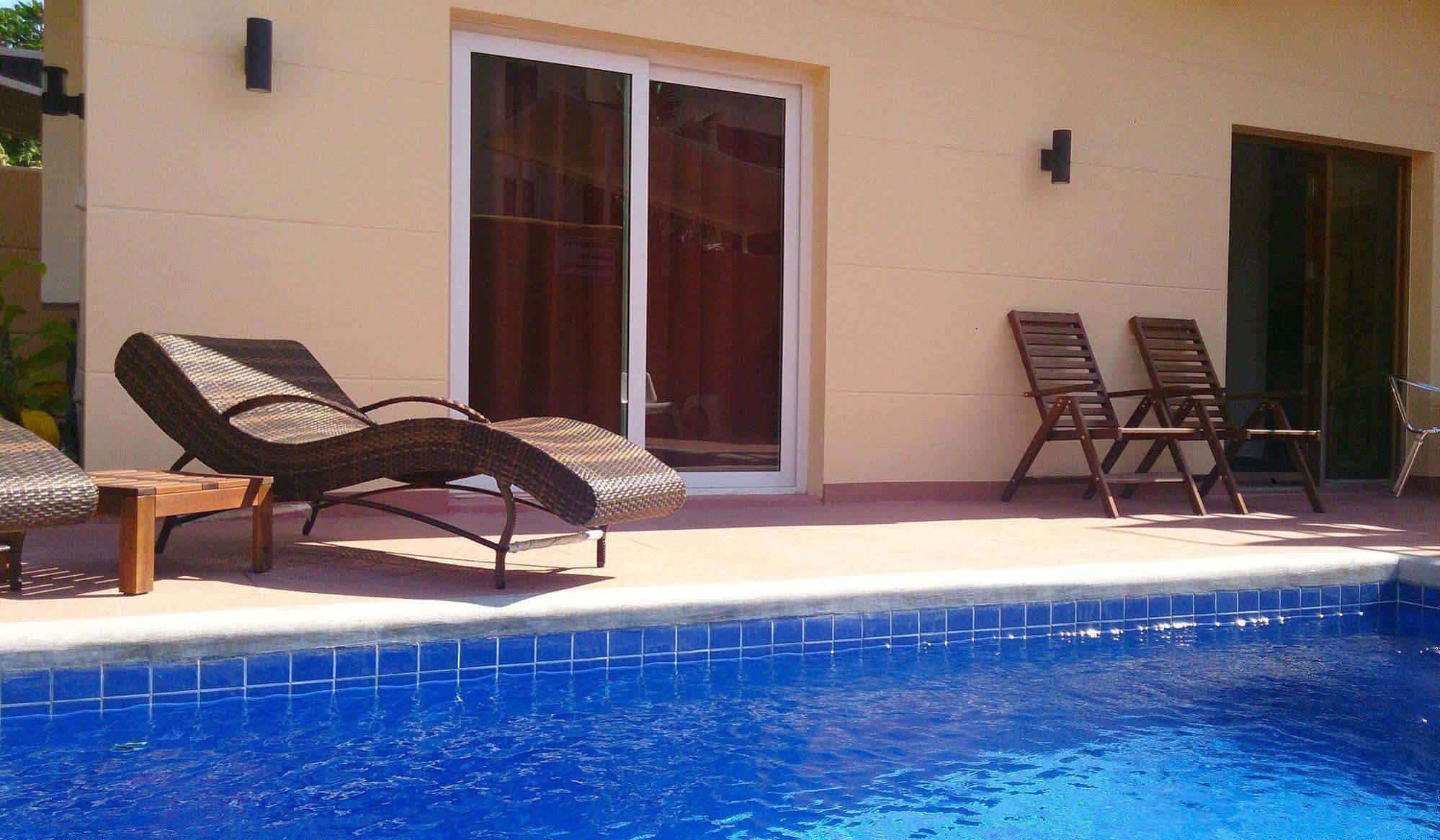 Gp Rooms Pool Guesthouse Pattaya Exterior photo